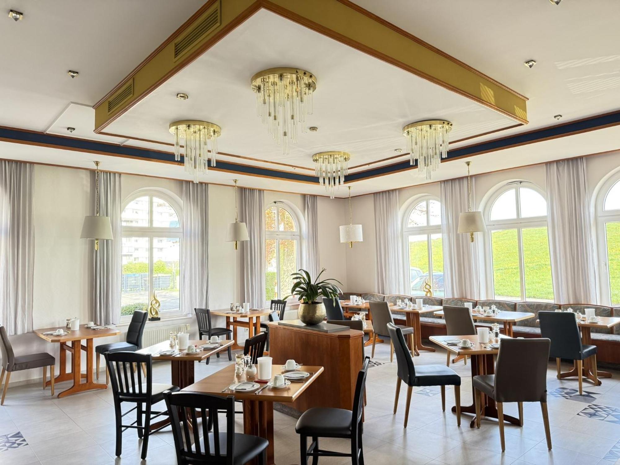 Seehotel Neue Liebe Куксхавен Екстериор снимка