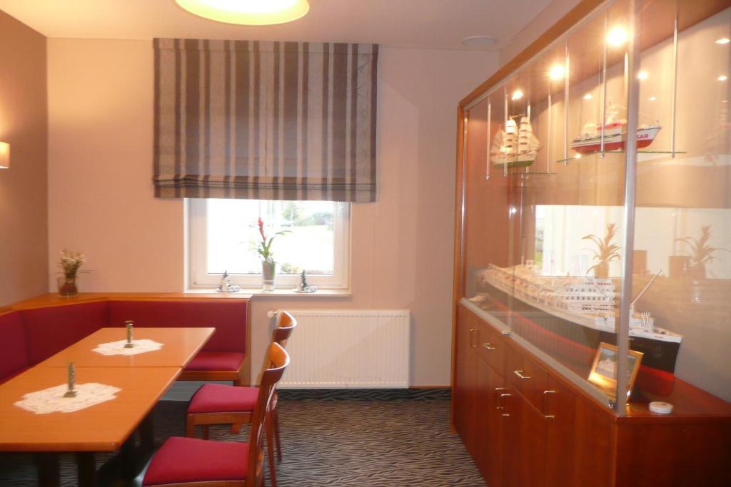 Seehotel Neue Liebe Куксхавен Екстериор снимка