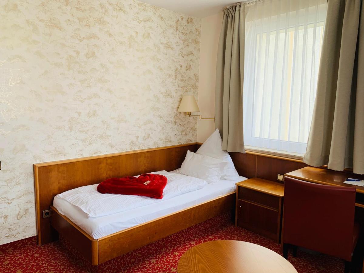 Seehotel Neue Liebe Куксхавен Екстериор снимка